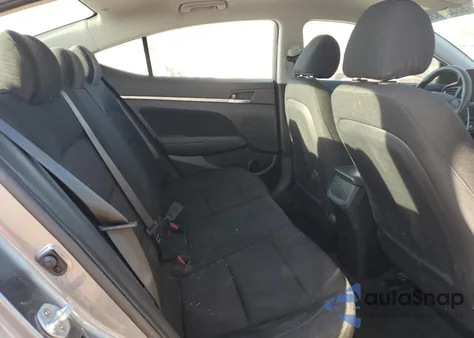 2019 Hyundai Elantra Sel z USA, uszkodzony, nr VIN 5NPD84LF5KH415919